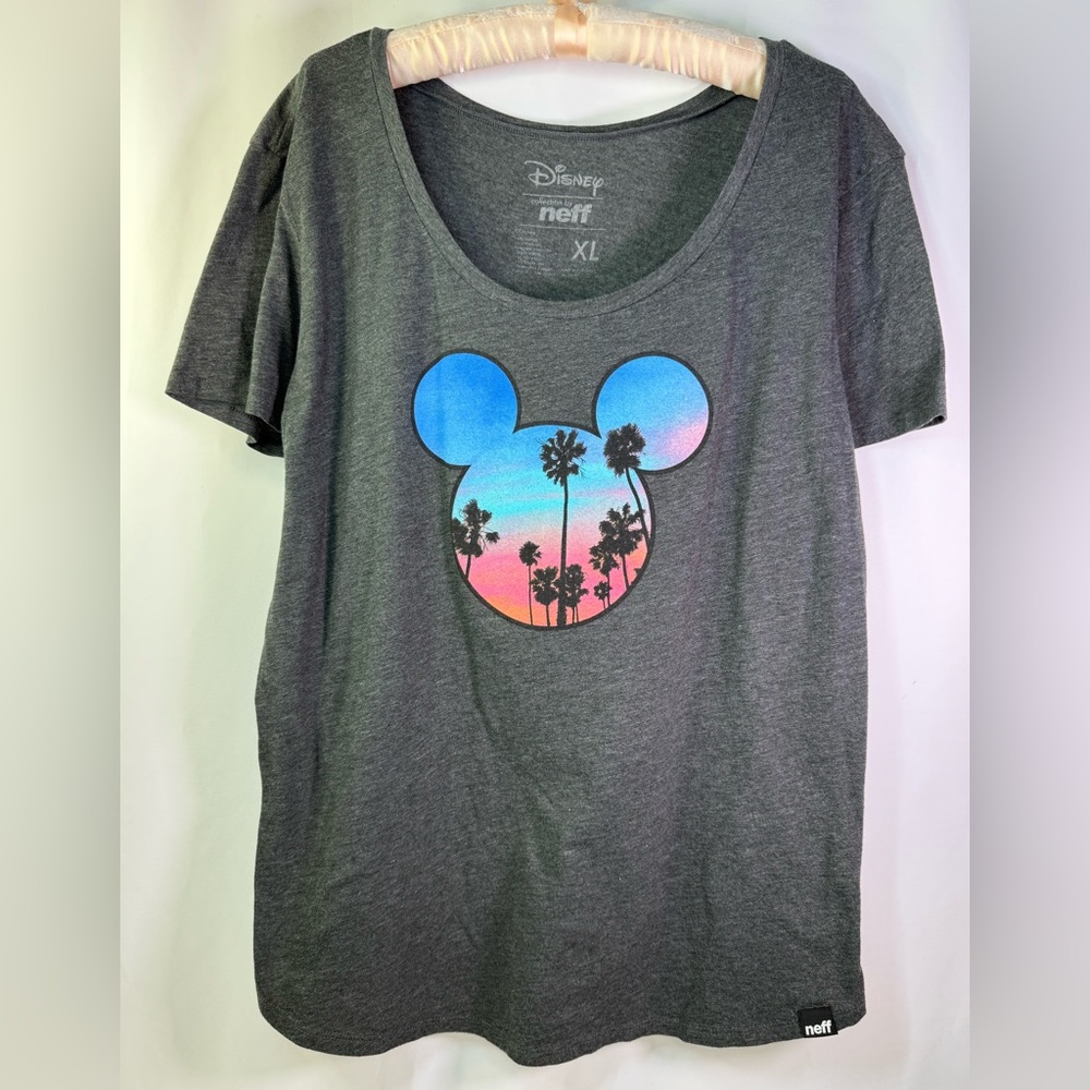 Disney Collection by Neff Women’s XL Mickey Palm Trees Short Sleeve Graphic Tee